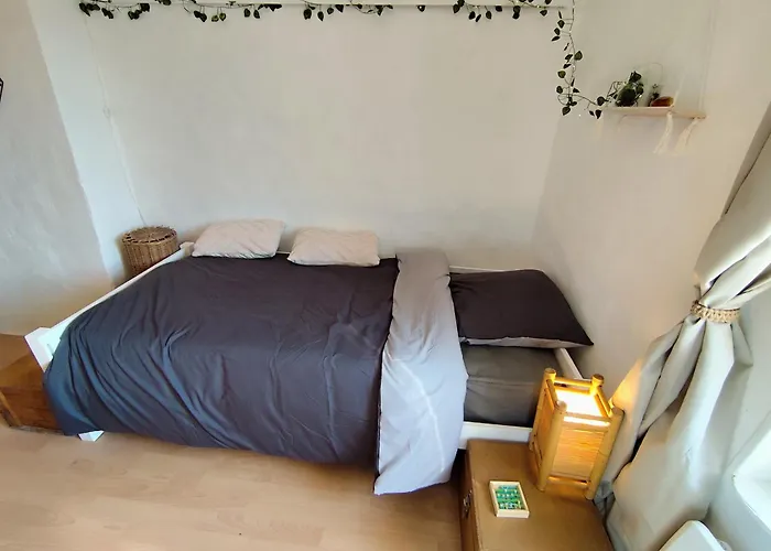 Maison Au Calme Proche A4 Petit Déjeuner Possible Hébergement de vacances *